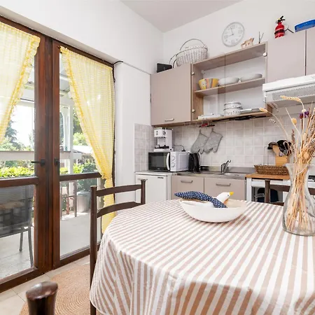 With Parking Space - 23561 Daire *