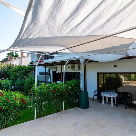 With Parking Space - 23561 * Poreč